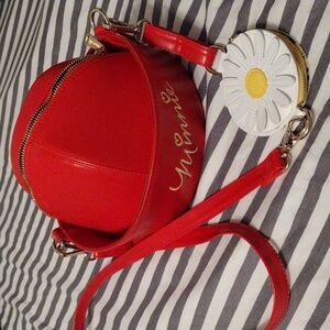 Loungefly Minnie Mouse Hat Crossbody Bag